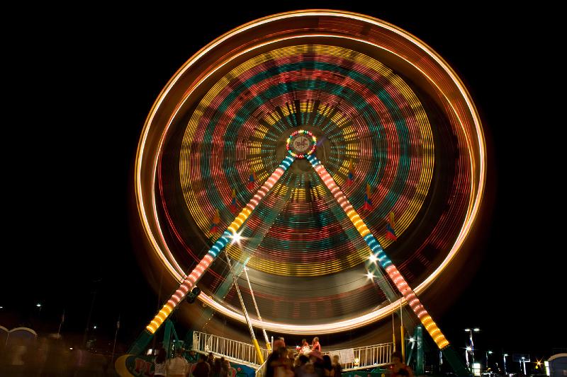 IMG_0426r.jpg - Ferris Wheel at night at the Imlay City Fair.