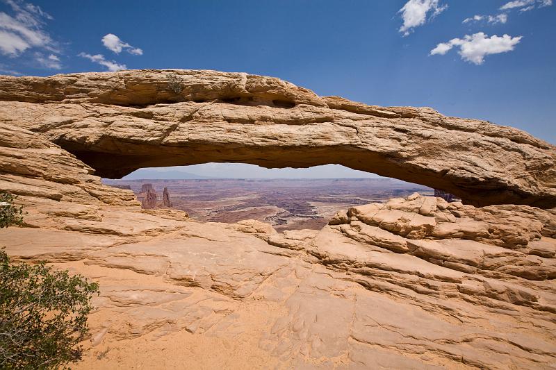 IMG_6495.jpg - Mesa Arch - Canyon Lands Nation Park